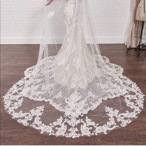 Maggie Sottero Tuscany Wedding Veil.